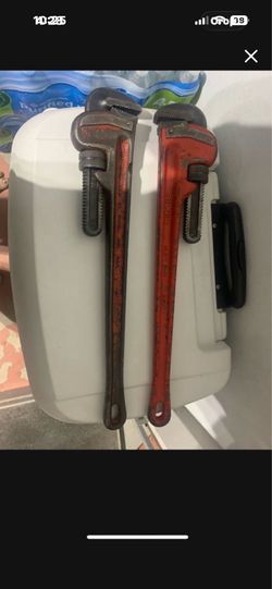 Ridge 24” pipe wrench’s