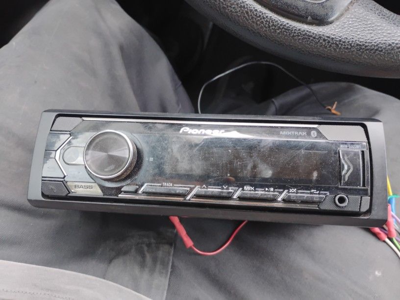 Pioneer Car Radio