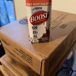 Boost Very High Calorie Chocolate Protein Shakes