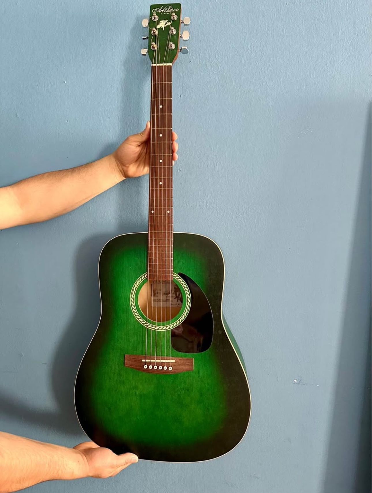 Art & Lutherie Guitar