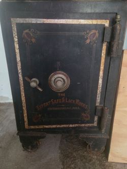 2 Antique Safes still lock
