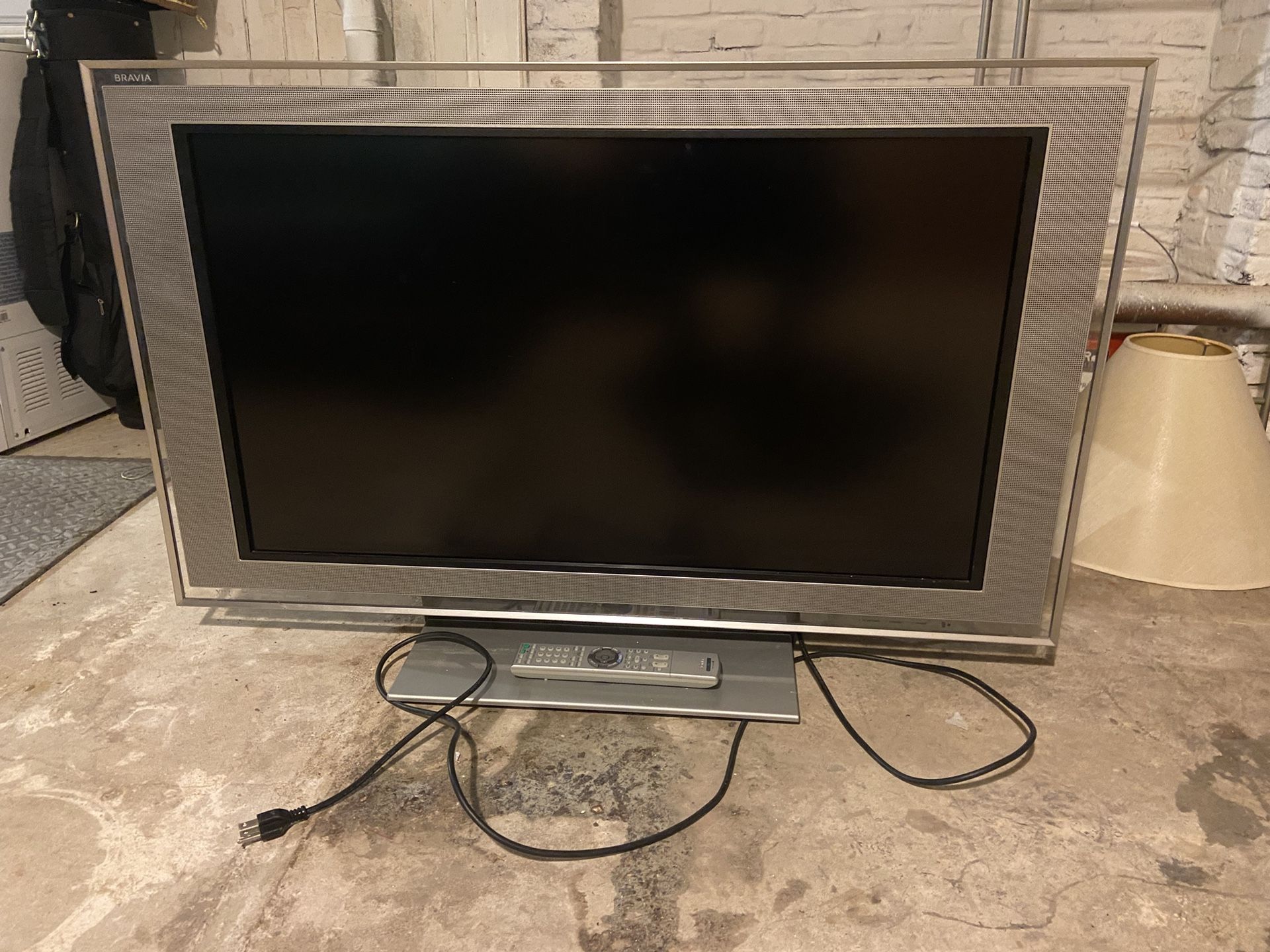 TV