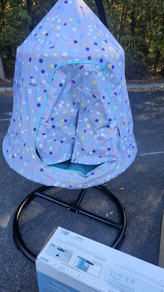 Member's Mark Kids Cozy Hanging Pod Hardly Used MUST GO!