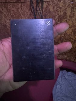 Seagate 2tb external hard drive