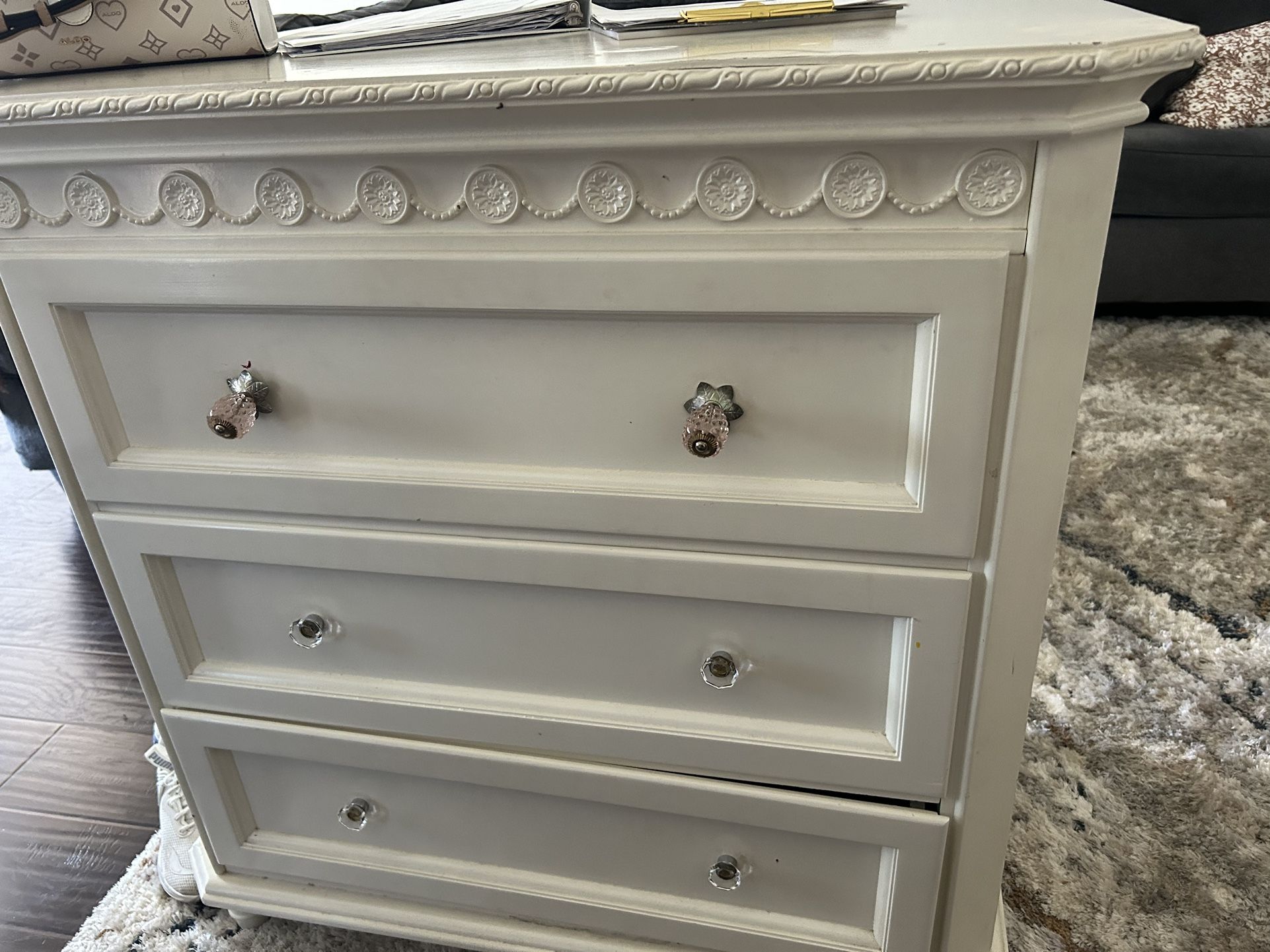 Shabby Chic Dresser