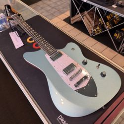 Tagima Unique Series Rocker-UQ Lake Placid Blue Electric Guitar NEW!