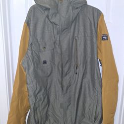 Quick Silver Men's  Mission Snow Jacket Size Large