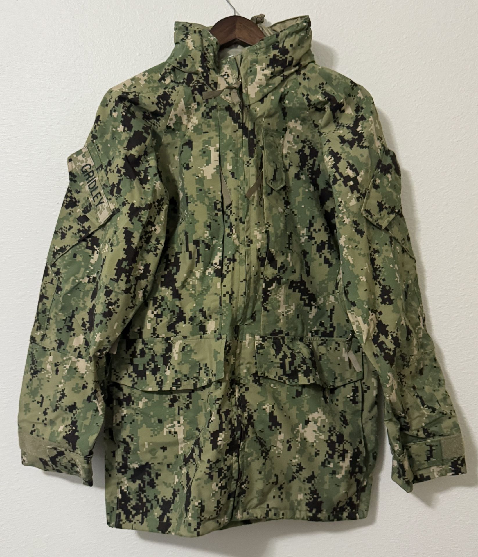 Military Jacket Small Long Parka Working US Navy Type III Combat Army