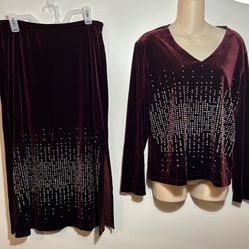 Women's velour suit with rhinestones. Size L.$45