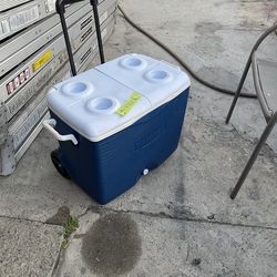 Excellent condition, lash coolers