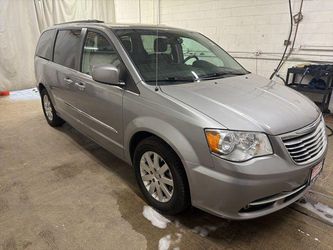 2016 Chrysler Town & Country