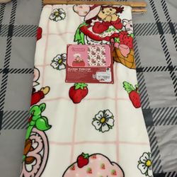 Strawberry Shortcake Blanket