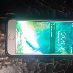 3 I phones 6