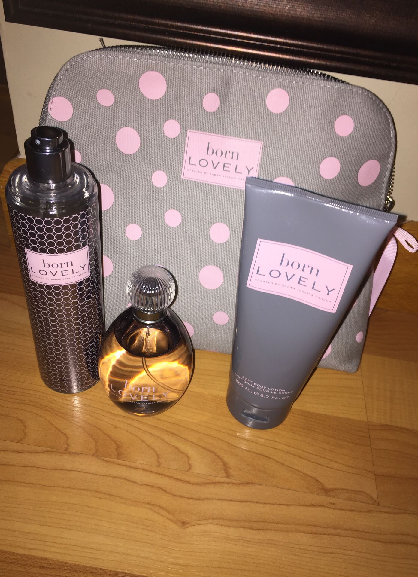 Born Lovely perfume set