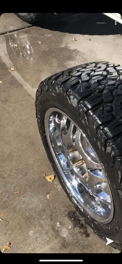 4 20 inch chrome spinner rims, 6x5.5 pattern