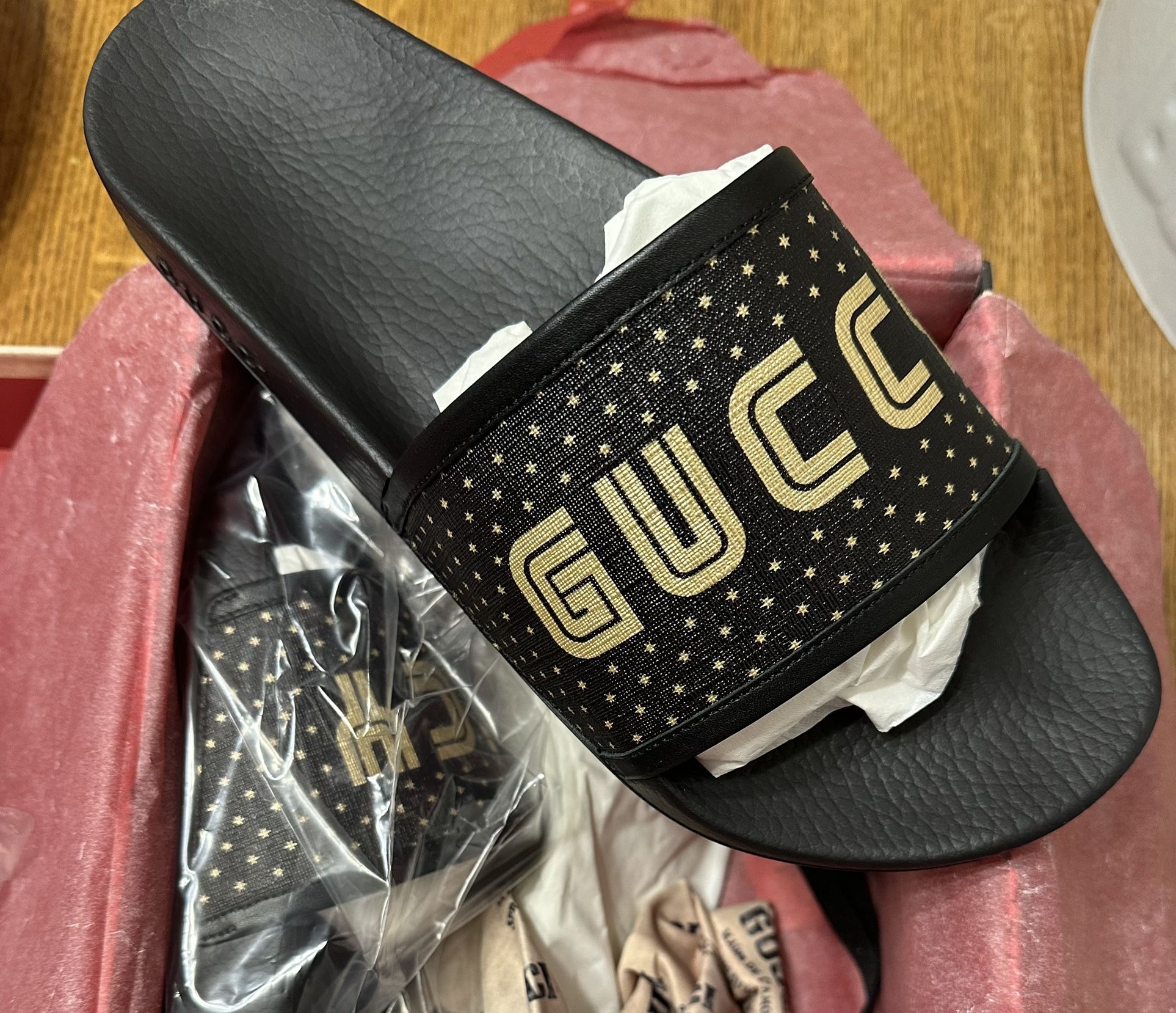 Gucci Slides/sandals