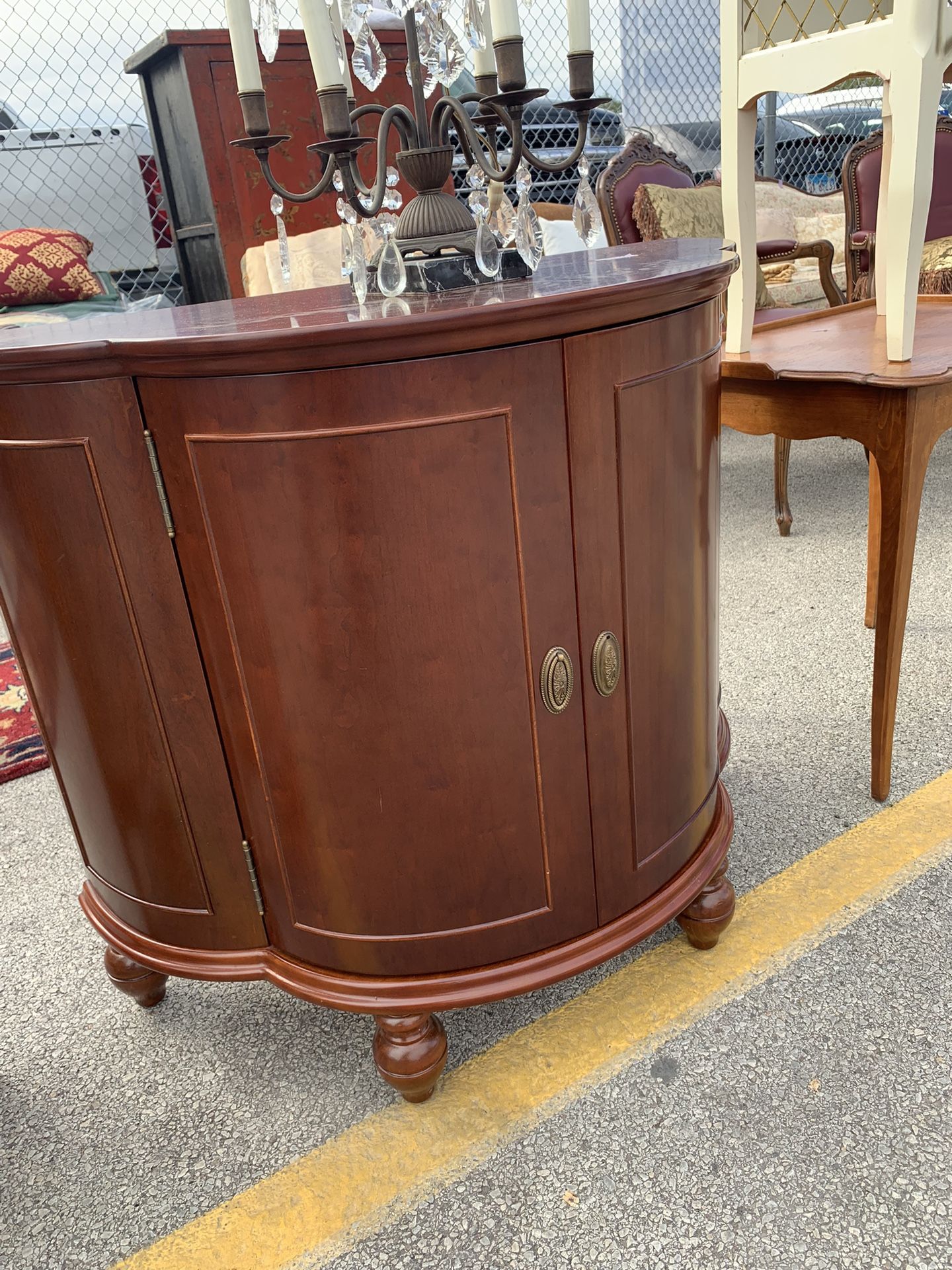 Modern Wood Dry Bar or Liquor Cabinet Bombay Company 1998 060 WLL 101