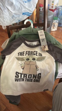 graphic sweatshirt featuring Star Wars Mandalorian