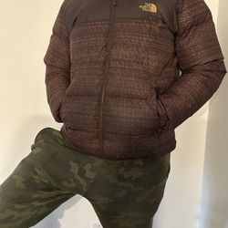 THE NORTH FACE✨ Men’s 700 Fill Goose Down Puffer Twitch Brown// 🥗RARE