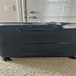 Adaptable Travel Kits Great for All Trips! either cold