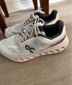 Oncloud Sneakers