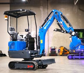 2025 NEW • Expandable Tracks • 14HP Briggs&Stratton Gas•Rippa R10 Mini Excavator