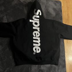 Supreme Appliqué Satin Logo Hooded Sweatshirt 