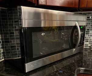 LG 1.7 cu. ft. Over-the-Range Microwave Oven with EasyClean®
