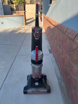 PowerForce Helix Turbo Bagless Upright Vacuum
