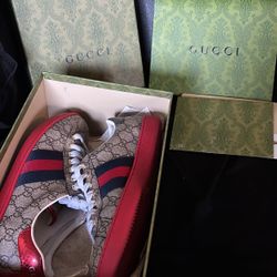 Gucc Shoes 