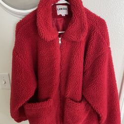 https://offerup.com/redirect/?o=SS5BTQ==.GIA Pixie Coat (women’s Small)