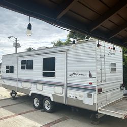 2002 Sierra Forest River Travel Trailer