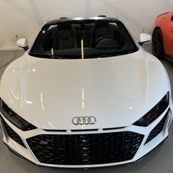 $30K DOWN PAYMENT 2022 AUDI R8
