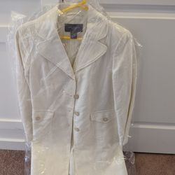 Women's Ann Taylor white/cream spring coat, size 6petite