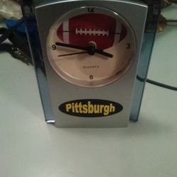 A Pittsburgh Clock New Runs On One Battery