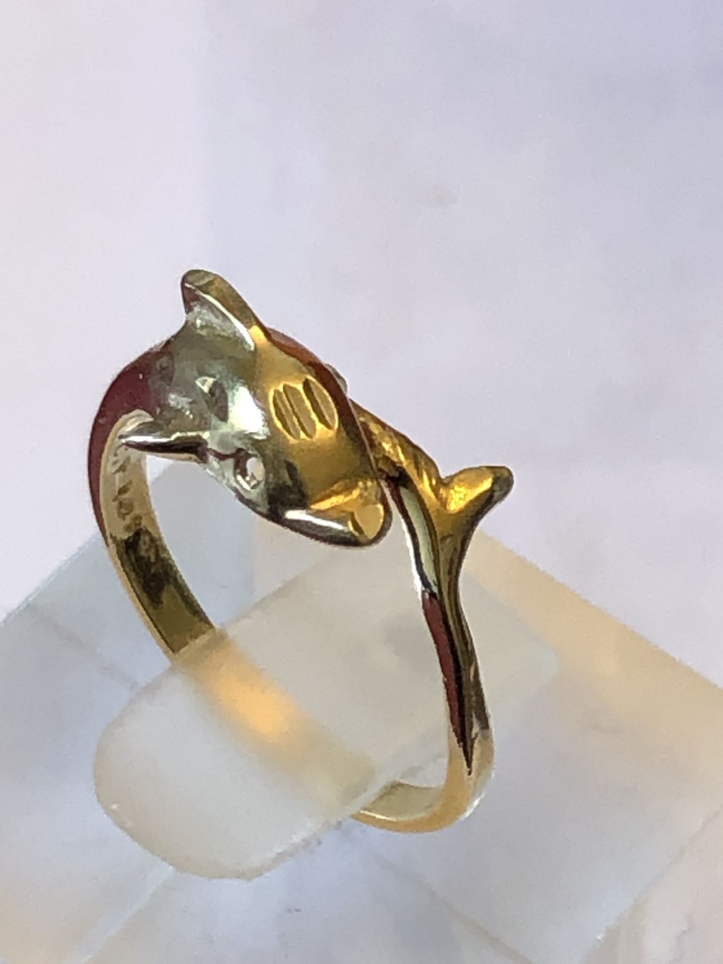 14k yellow gold, dolphin ring, 1.72 grams,size 4.25, please look at all pictures for more details