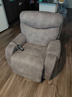 Heated Power Recliner Chair with Remote