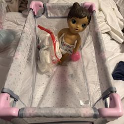 Baby Alive Baby Lily, Crib, Diapers And Food