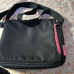  New Accessory Blk   Miscallaneous Purse . 