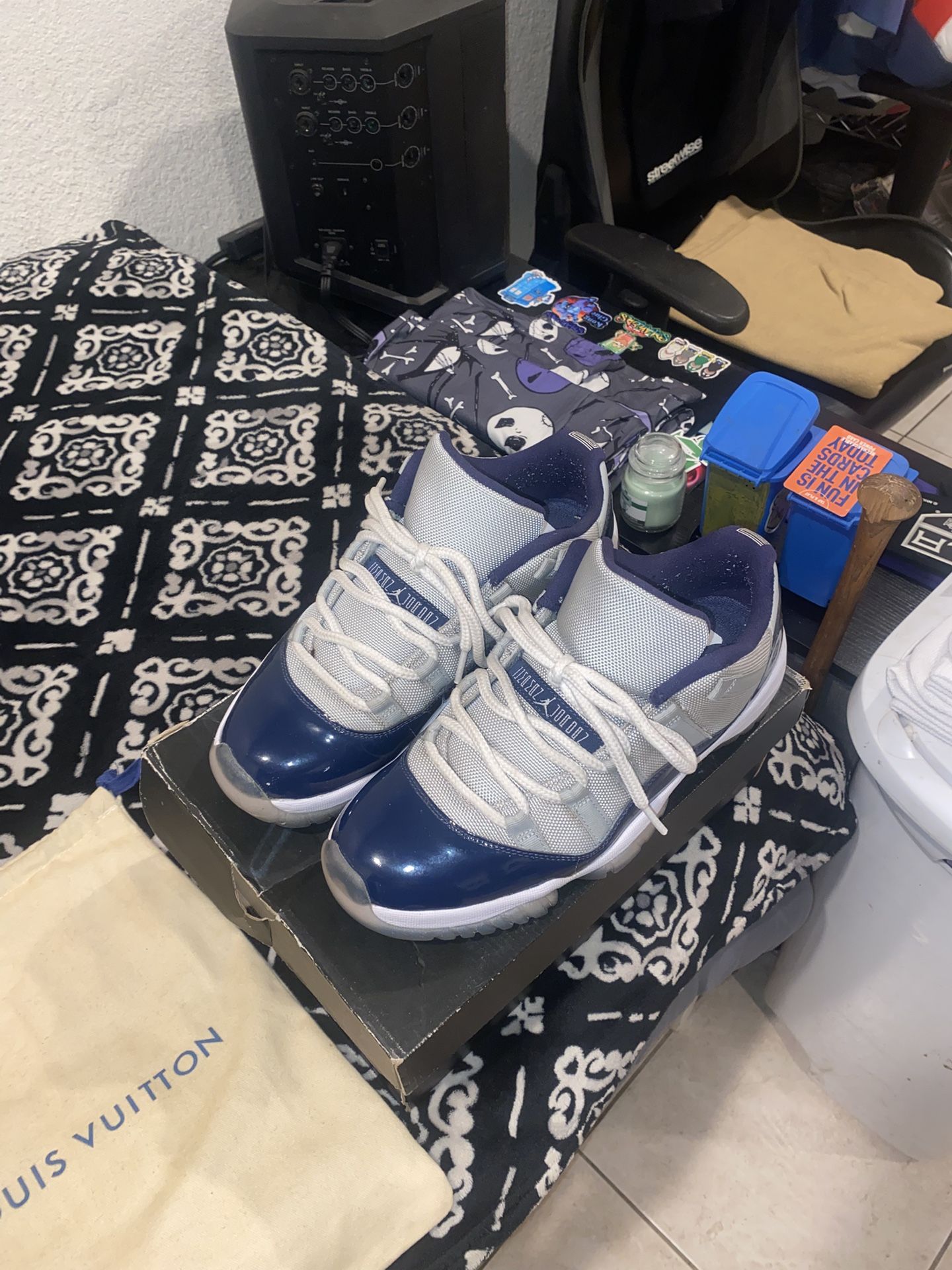 Air Jordan 11 Retro Low