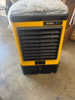 10.6 Gallon Evaporative Air Cooler 4800 CFM (HN)