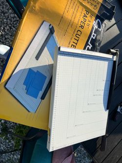 New paper cutter