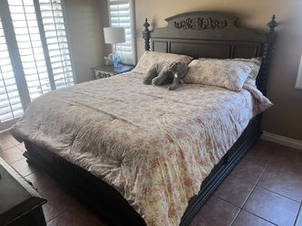 KING Bedroom Set- Make an offer
