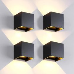 Outdoor Wall Light