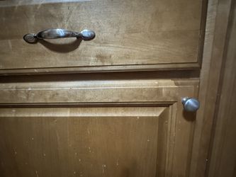 Cabinet Pulls & Handles