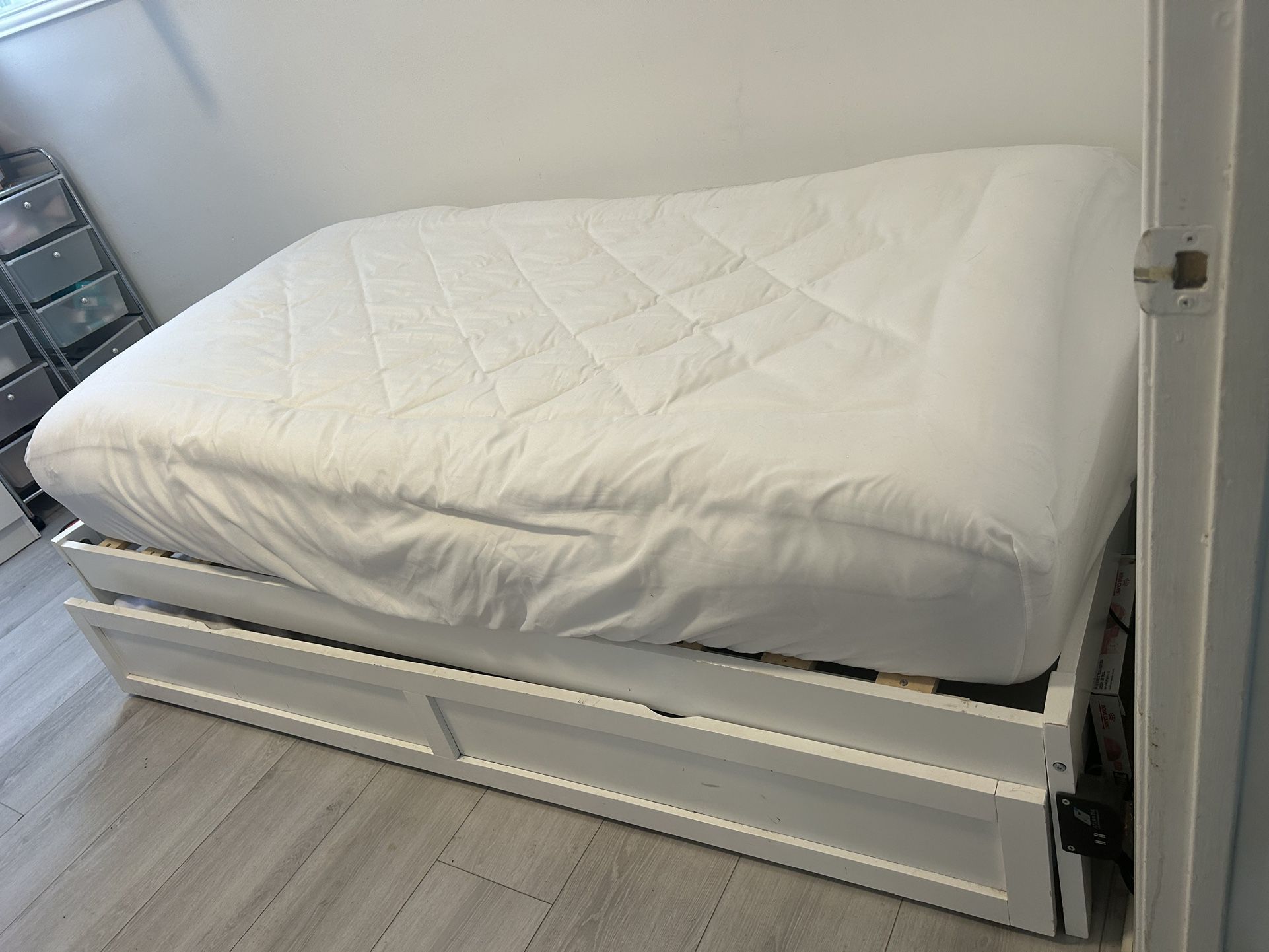 Double Twin Bed 