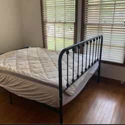 Queen Size Bed Frame 