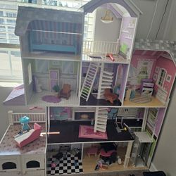 DOLL HOUSE! 