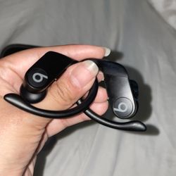 Beats Bluetooth Headphones 