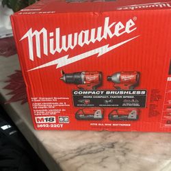 Milwaukee 3692-22CT